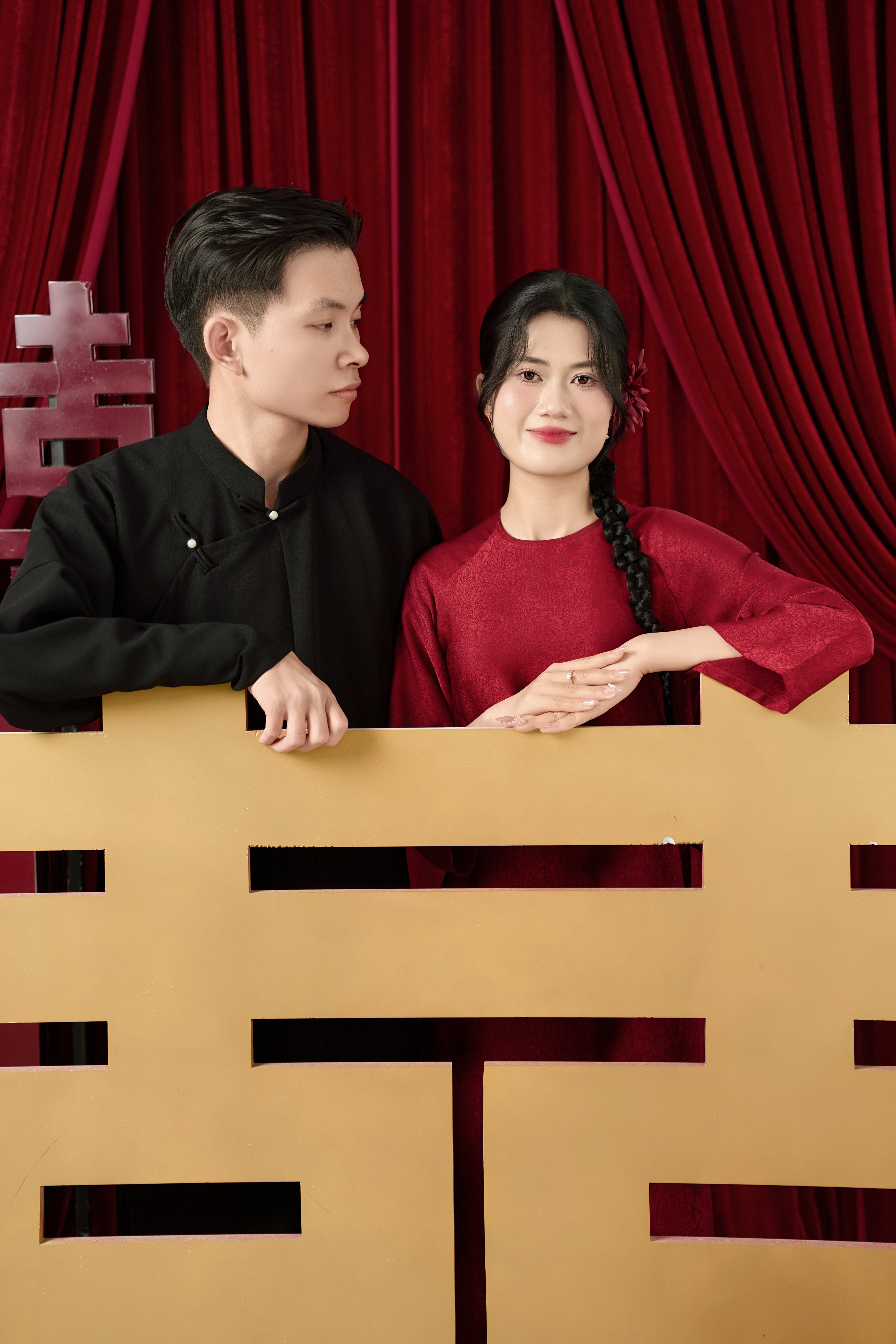 Cặp đôi nắm tay